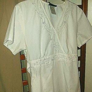 Cherokee scrub top with back tie